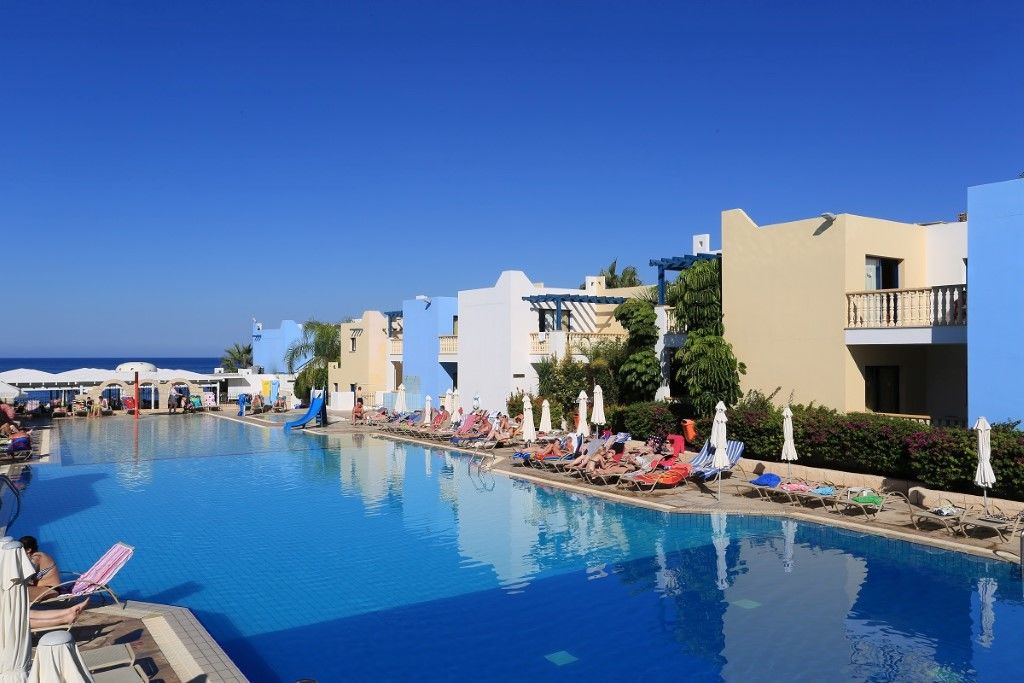 Paphos Eleni Holiday Village מראה חיצוני תמונה